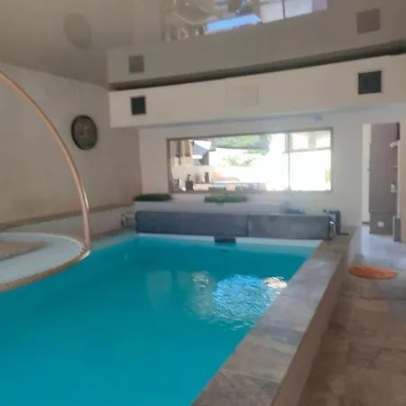 Lesoleilo * Mostuéjouls