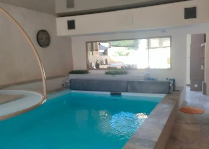 Lesoleilo * Mostuéjouls